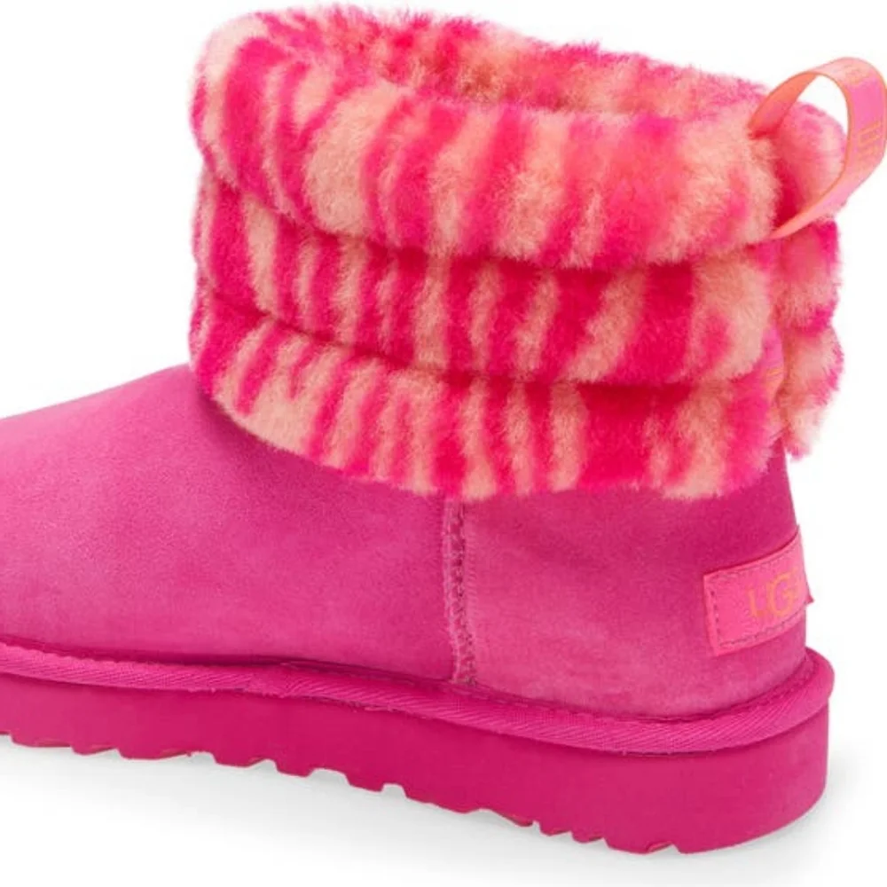 NIB UGG Fluff Mini Boot